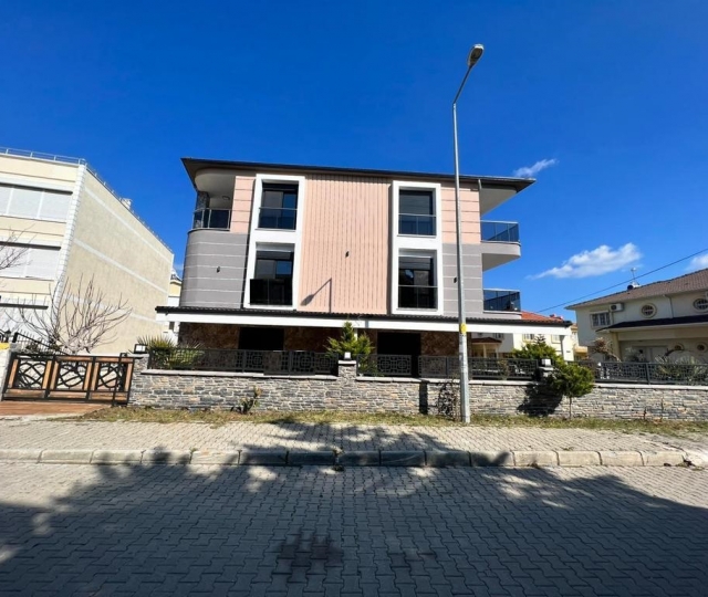 DIDIM-ALTINKUM: GRANDIOSE</br> AND MODERN DECORATED</br> 4+1 DETACHED DUPLEX VILLA