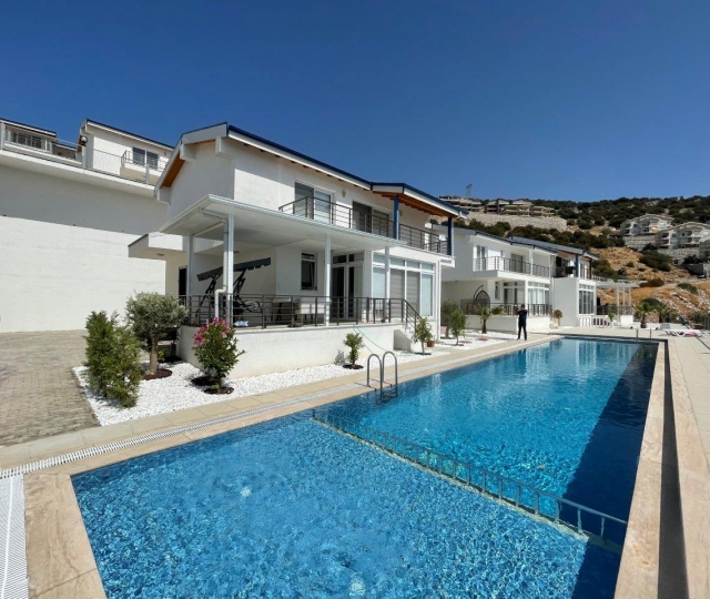 DIDIM-AKBUK: 3+1 VILLA WITH FULL SEA VIEW